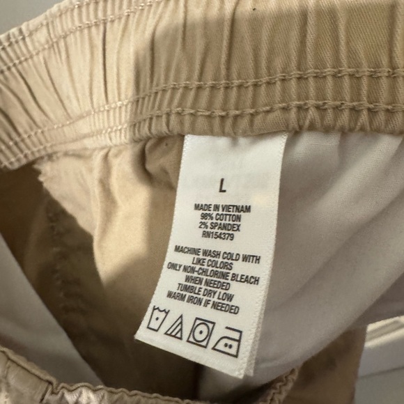 Aeropostale Men's Tan Shorts - Picture 4 of 5